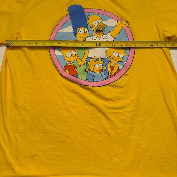 The Simpsons Family Yellow Tee Shirt Men’s Size XL Homer Marge Bart Lisa - Picture 6 of 7